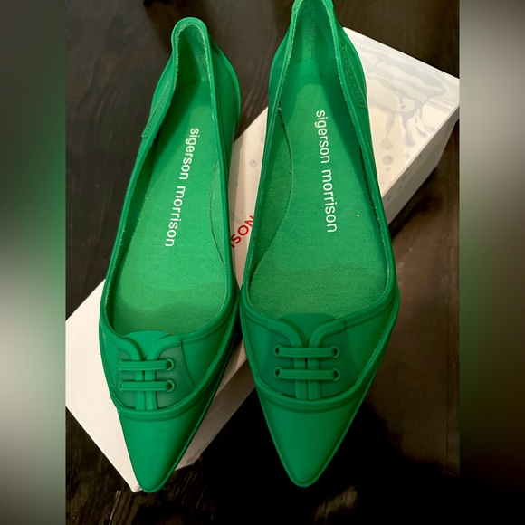 Sigerson Morrison rubber flats - Picture 1 of 5